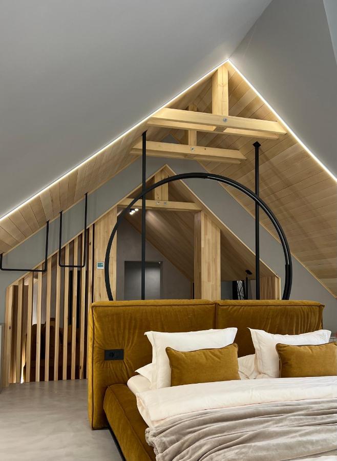 Garden Retreat Junior (Adults Only) Hotell Bran  Exteriör bild