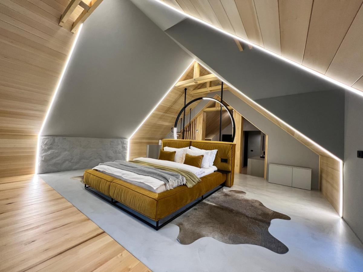 Garden Retreat Junior (Adults Only) Hotell Bran  Exteriör bild
