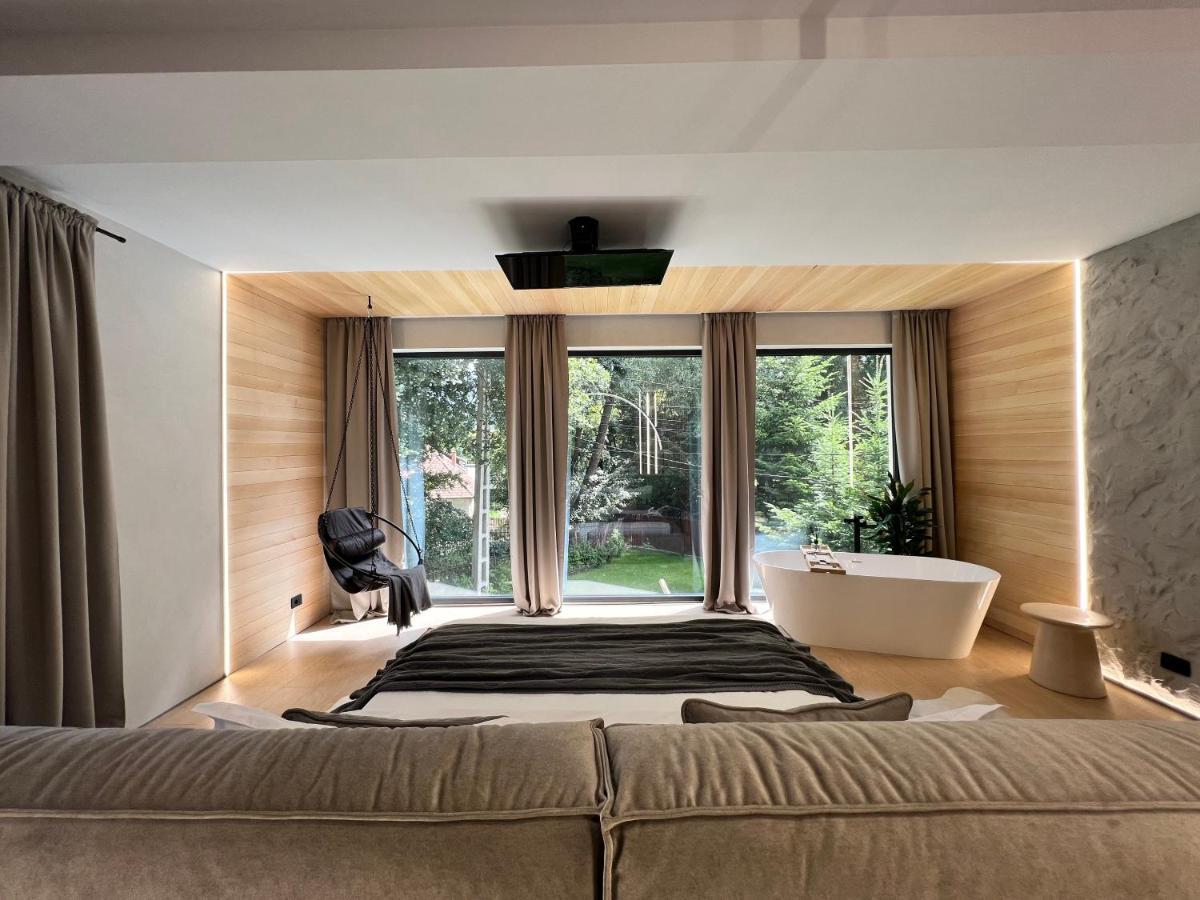 Garden Retreat Junior (Adults Only) Hotell Bran  Exteriör bild