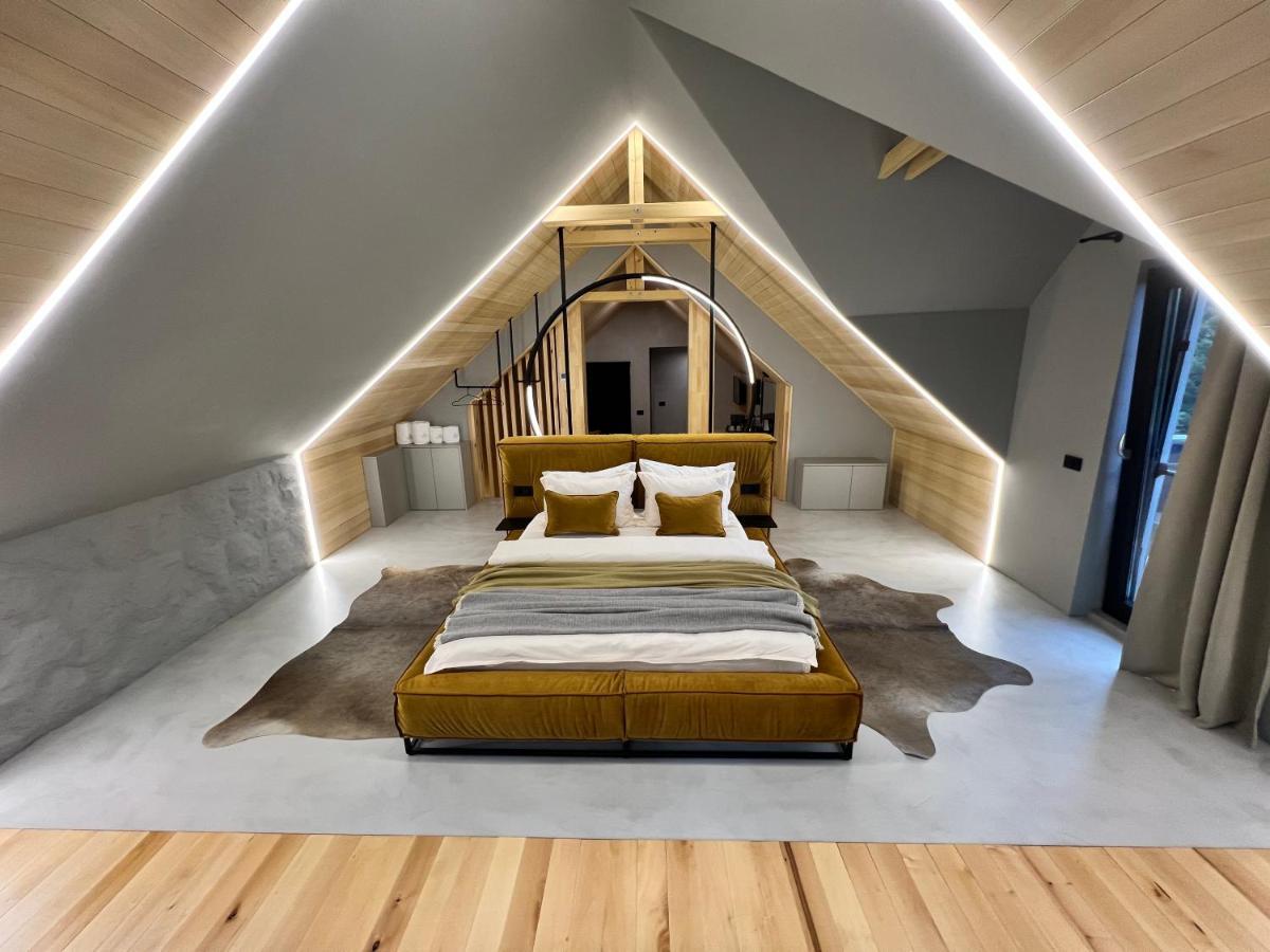 Garden Retreat Junior (Adults Only) Hotell Bran  Exteriör bild