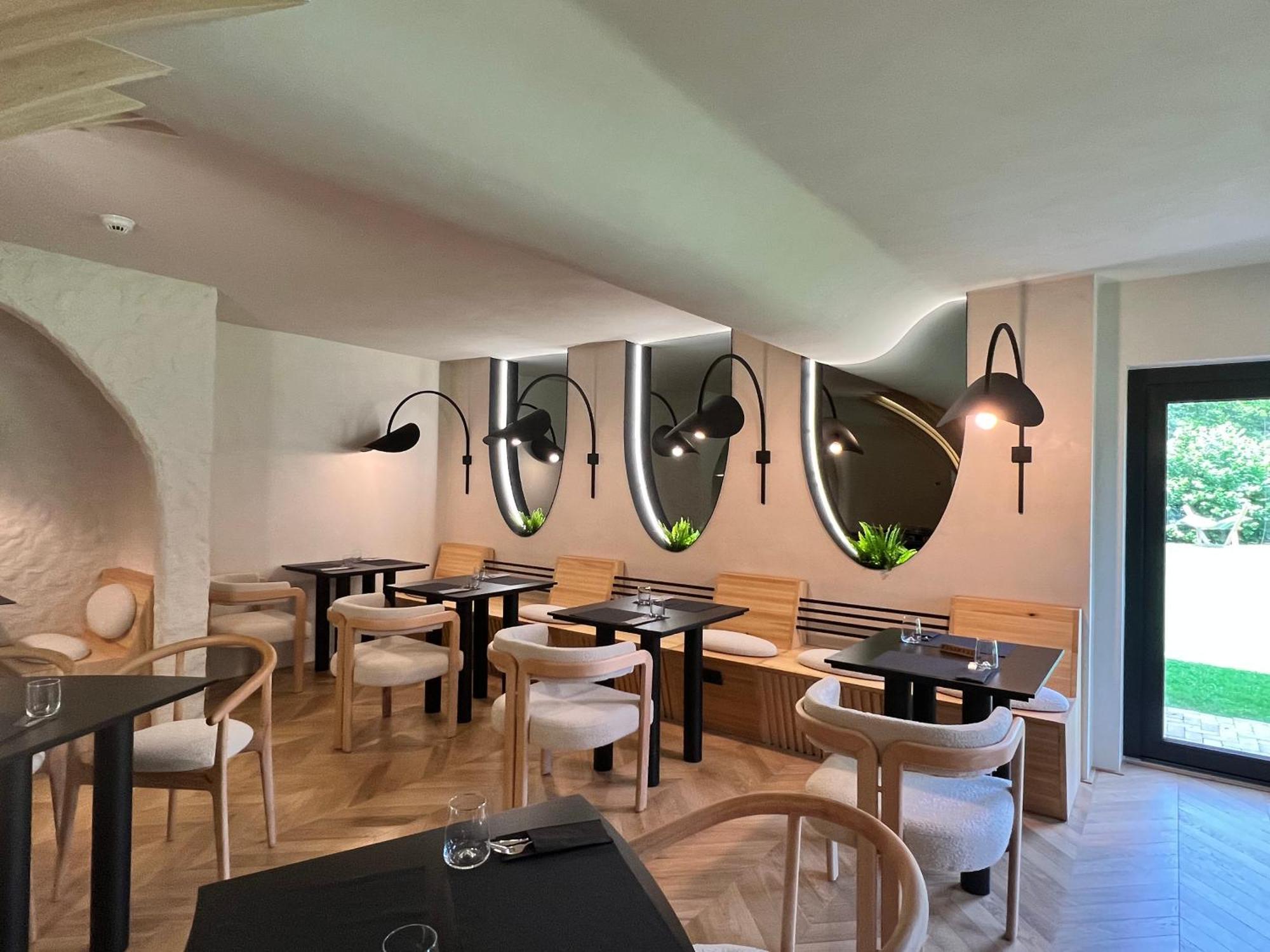 Garden Retreat Junior (Adults Only) Hotell Bran  Exteriör bild